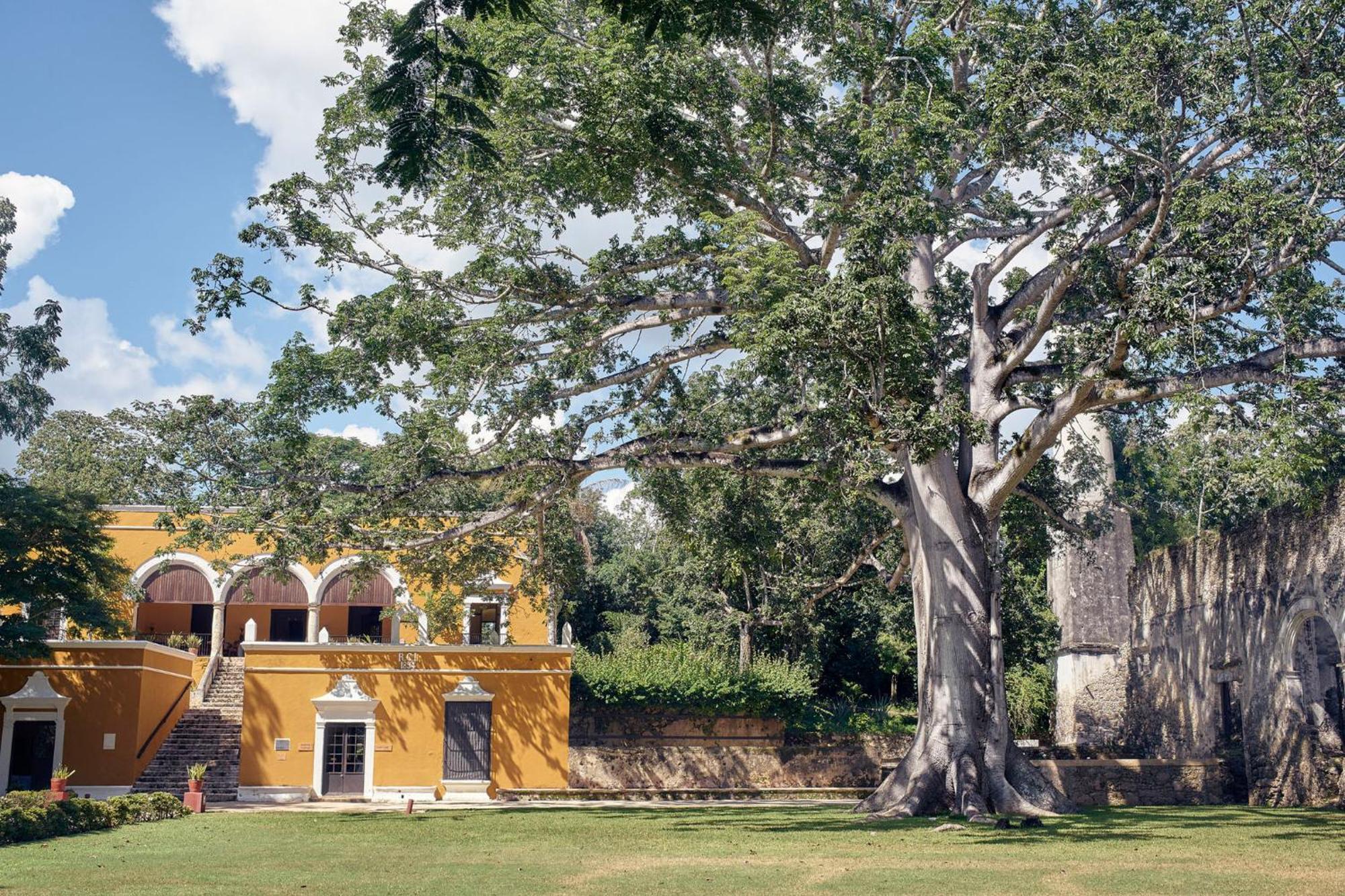 Hacienda Uayamon Hotel Exterior photo
