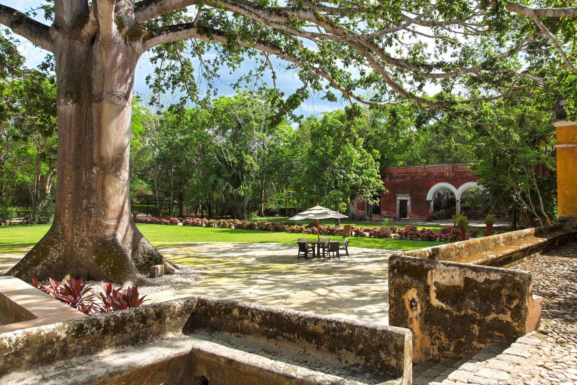 Hacienda Uayamon Hotel Exterior photo